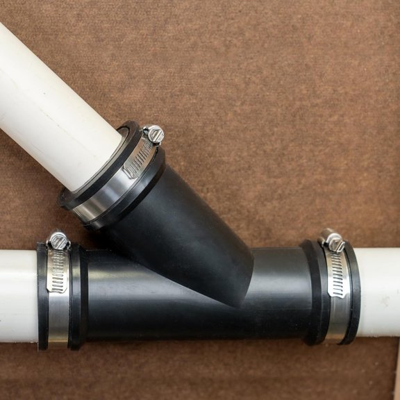 YNTVV-1.5 in. Hub Flexible PVC Wye DWV Pipe Fitting Connector for Cast Iron, Steel and Plastic Connections in Black