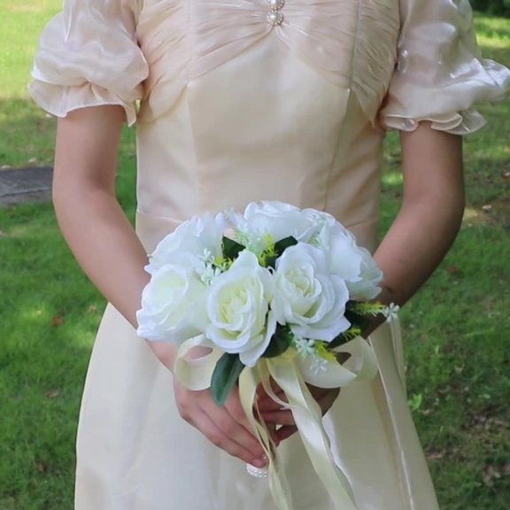 YNTVV-White Silk Artificial Wedding Bouquet, 20cm x 24cm, 1 Count, Classic Elegant Romantic Style, Perfect for Wedding, Party, Home Decor