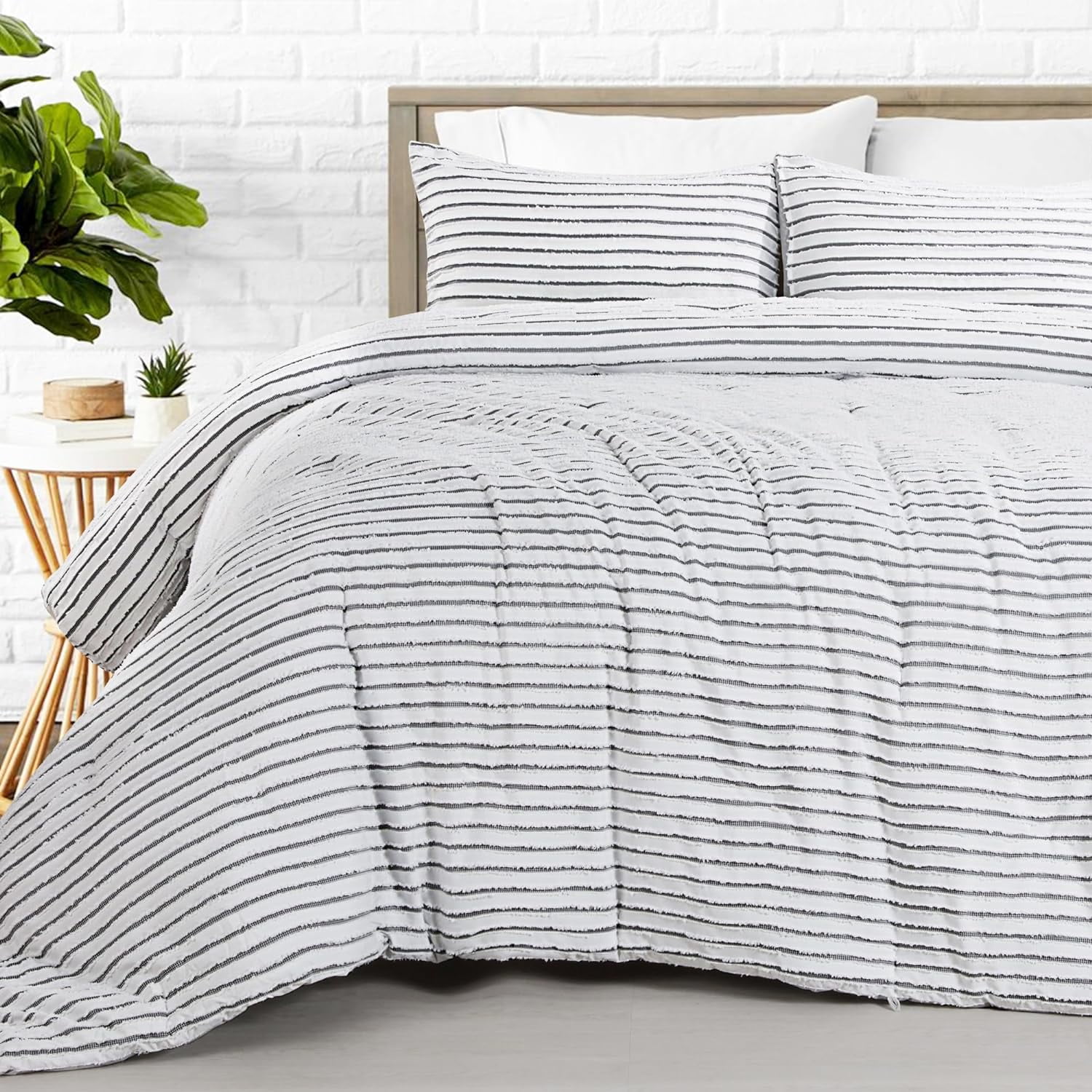 YORI Oversized King Boho Comforter Set 120x120, Black White Tufted