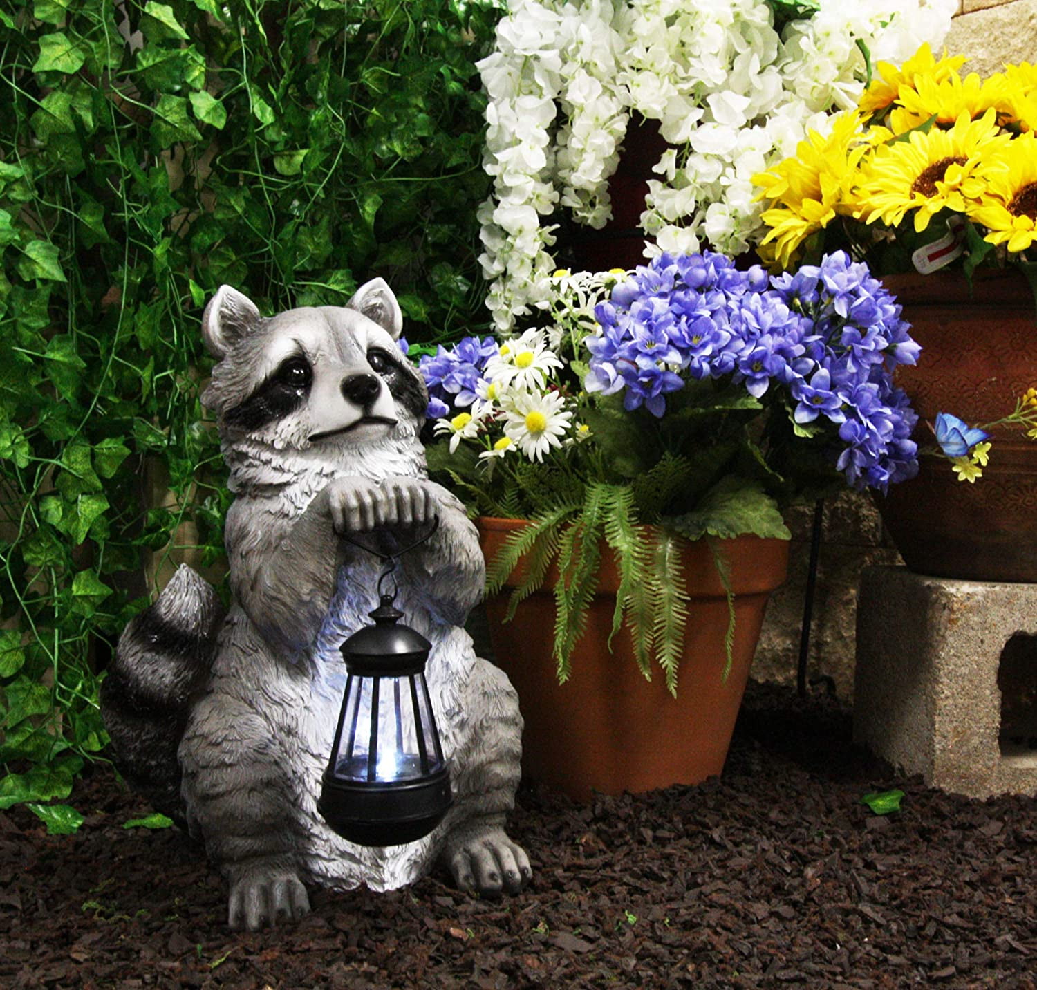 YTC SUMMIT North American Raccoon Statue Holding Solar Powered Lantern LED Light Patio Decor Indoor Outdoor Racoon