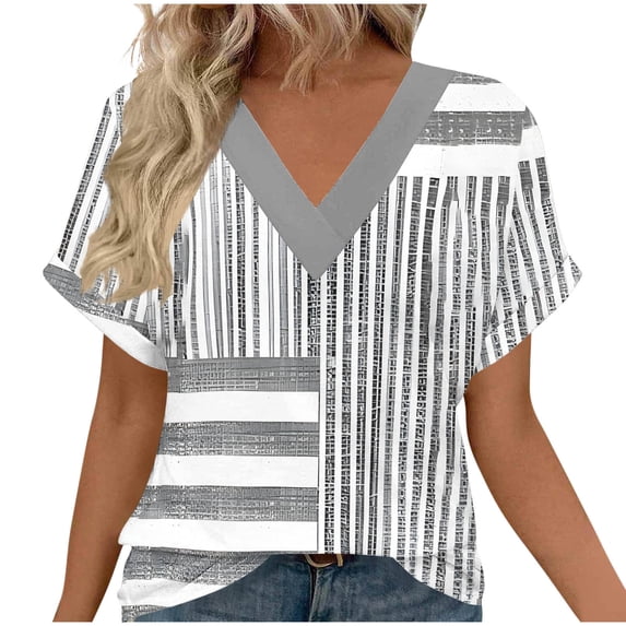 YUGYXL Womens Summer Tops Casual Short Sleeve Shirts Plus Size Oversized Trendy Boho Floral Graphic Tee Gray Tops L
