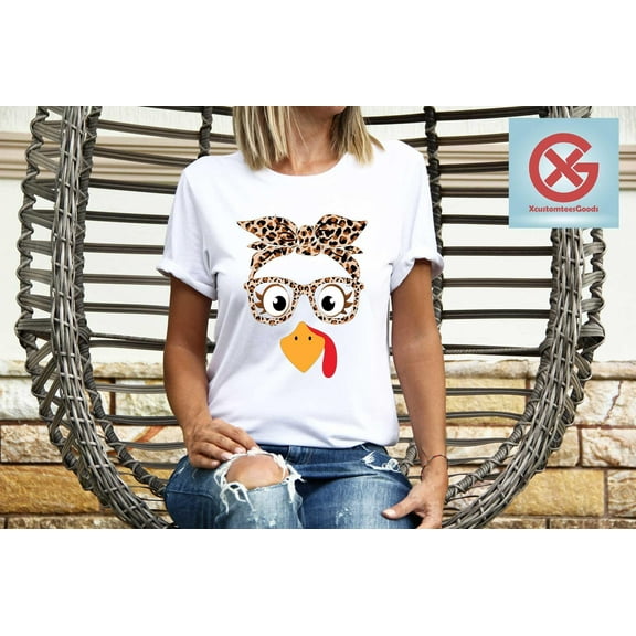 YUHAK Leopard Turkey Thanksgiving T-Shirt: Funny Grandma Mom Gift