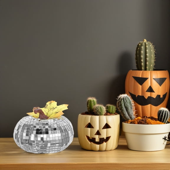 YUYUETIME Plated Silver Mirror Surface Pumpkin Figurine Decorative Pumpkin for Indoor Home Decor