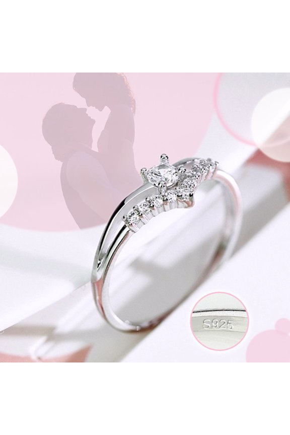 Gifts For Friends Daily Decoration Sparkling Rhinestone Ring European V Shaped Heart Ring Jewelry