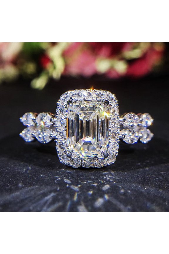 Temperament Square Diamond Ring Marriage Proposal Shaped Diamond Female Ring