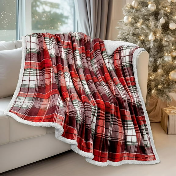 Christmas Blankets and Throws,27.5"x39.3" Christmas Flannel Blanket Soft Cover for Bedroom Sofa,Christmas Theme Blanket for Bedding,Couch and Gift