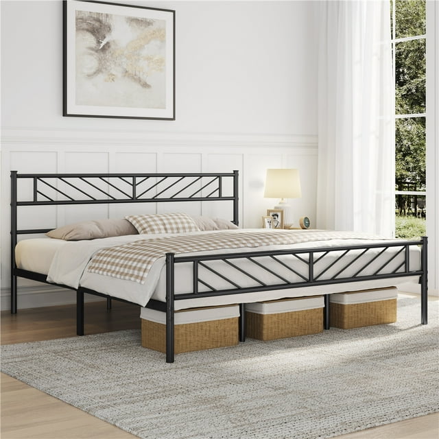 Yaheetech Arrow Design Metal Platform Bed Frame,California King,Black