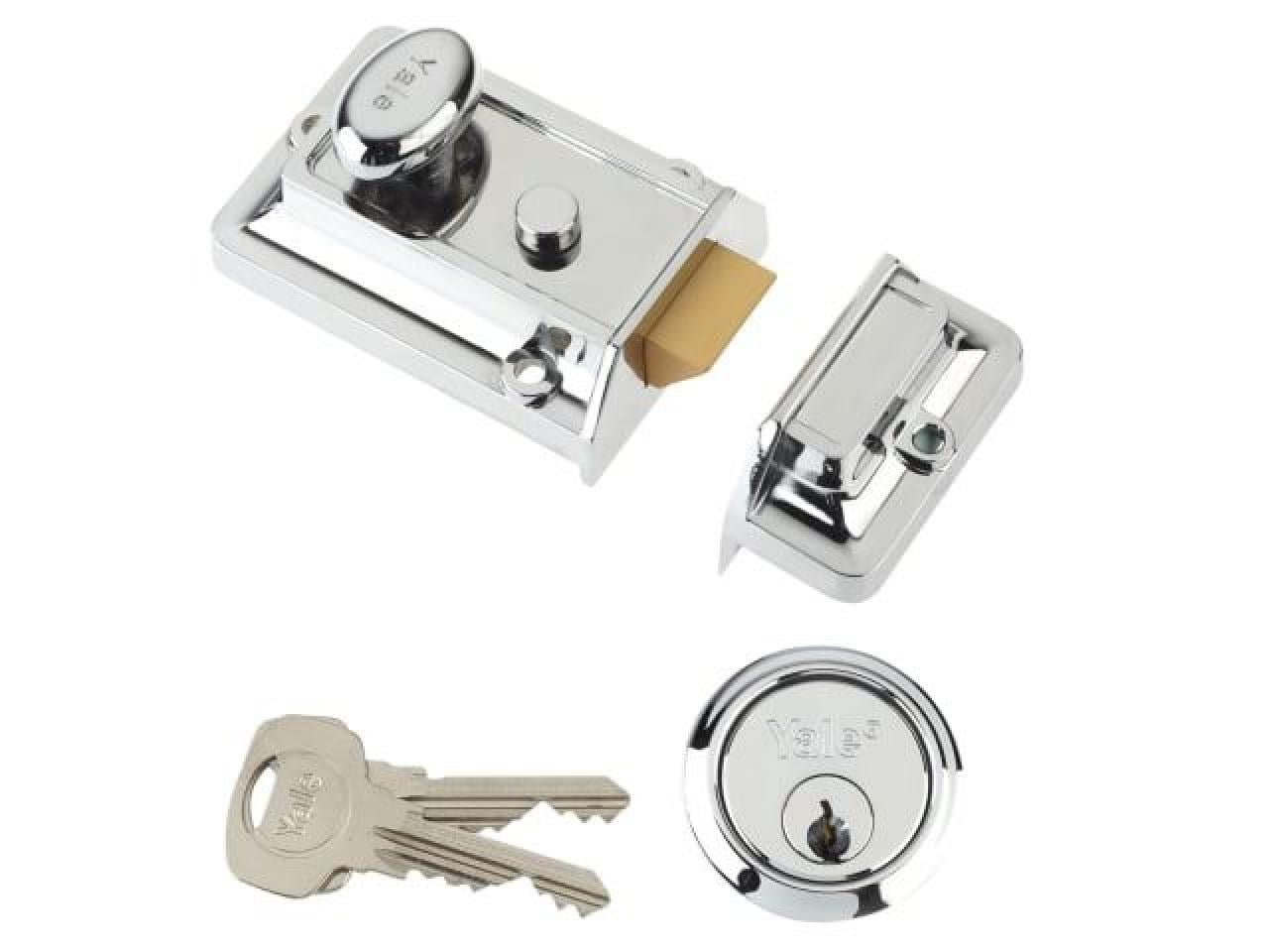 Yale Locks - P77 Traditional Nightlatch 60mm Backset Chrome Finish Visi