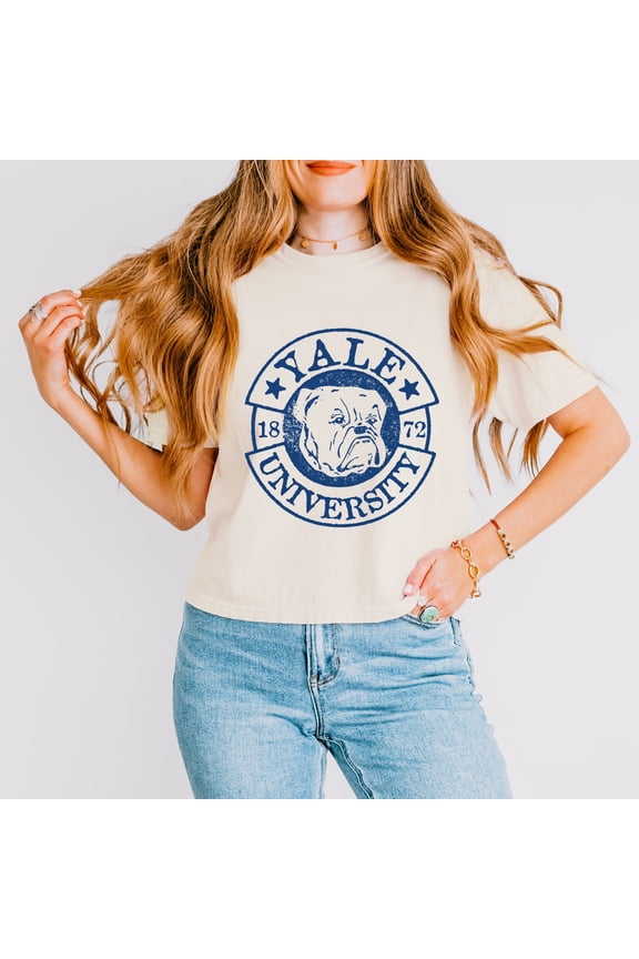 Yale University Bulldog Circle - Women's Boxy Crop Top Graphic T-Shirt