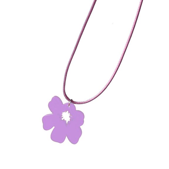 Yammee Eye Catching Flower Pendant Necklace Adjustable Length Clavicle Chain Accessory