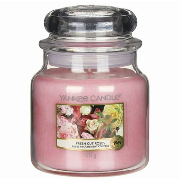 Yankee Candle - Fresh Cut Roses Medium Jar Candle (411g)