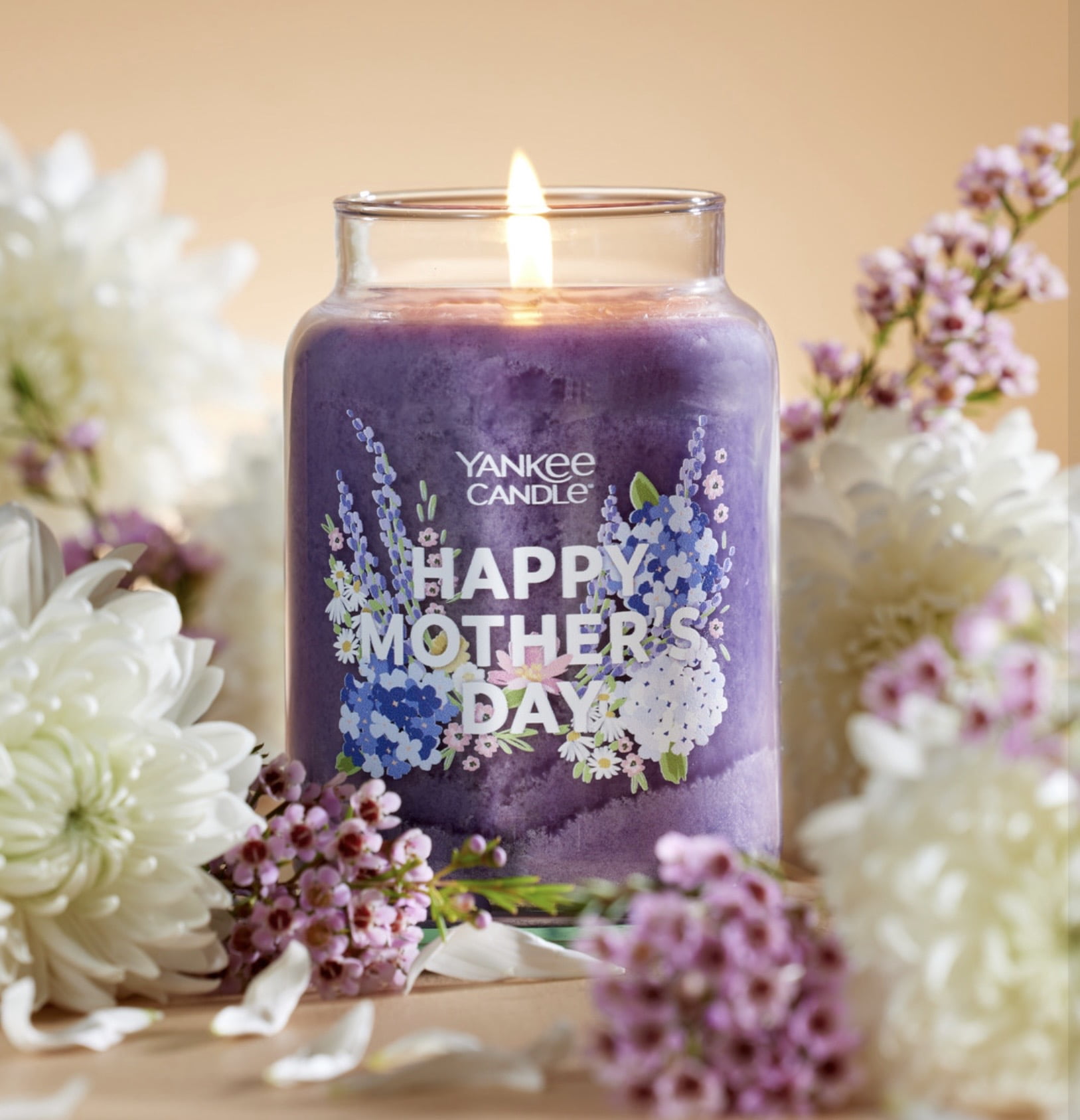 Yankee Candle “Happy Mother’s Day” Large Lavender Vanilla 22oz Single Wick Original Jar Candle