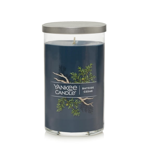 Yankee Candle Signature Medium 2-Wick Candle, Bayside Cedar, 14.25 oz