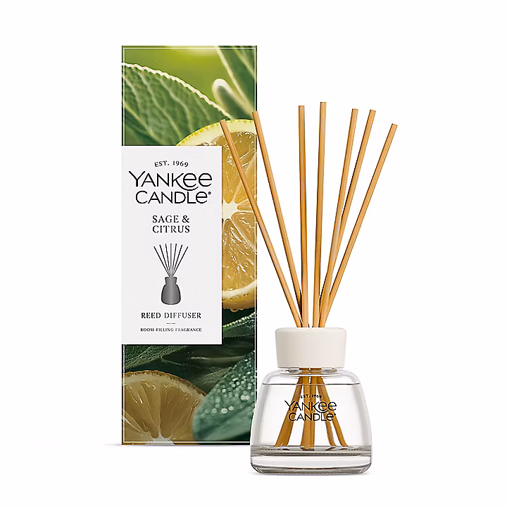 Yankee Candle Signature SAGE & CITRUS Reed Diffuser Starter Kit - Notes of Sage, Lavender, & Citrus