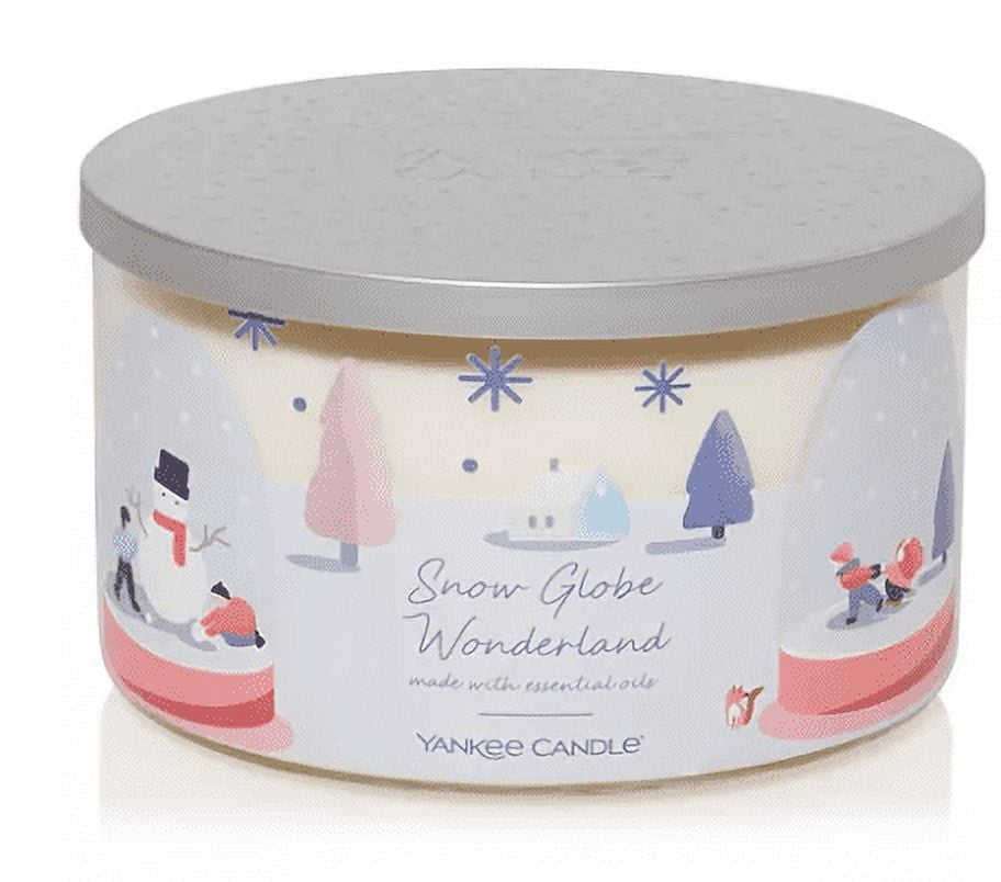 Yankee Candle Snow Globe Wonderland 3-Wick Tumbler Candle
