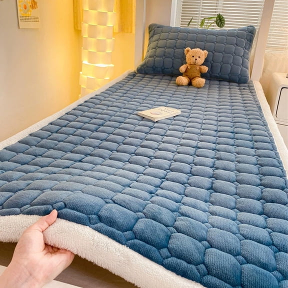 Yannianjz Winter Thickened Milk Velvet Mattress Pad, Soft Flannel Fleece Bunk Bed Mattress Topper, Warm Singlesize Floor Mattress Pad for Dormitory Bedroom Living Room Decor