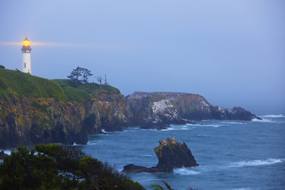 Yaquina Head Lighthouse Newport Oregon United States of America Canvas Art - Craig Tuttle Design Pics (38 x 24)