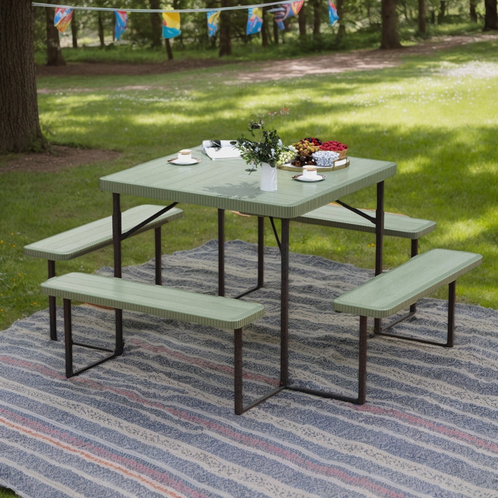 Yardi-Yarda-Outdoor-Square-