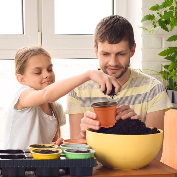 Yardwe 100Pcs Plastic Flower Basins Dark Red Planters with Drainage for Easy Plant Maintenance