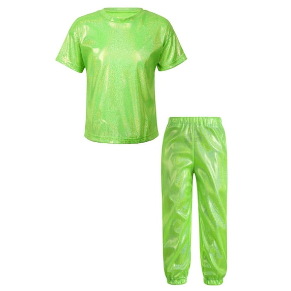 Yartina Kids 2 Piece Dance Jazz Hip-hop Costume Shorts Sleeve Shiny Metallic Round Neck T-shirt with Fluorescent Green 110