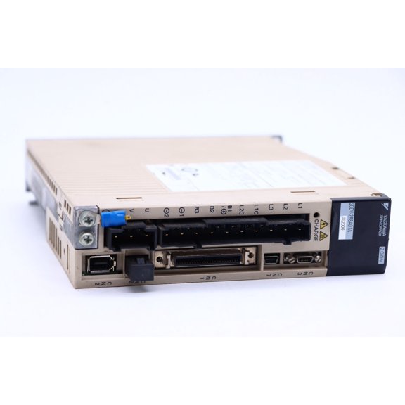 Yaskawa Servo Drive SGDV-2R8A01A002000 Sigma-V Series Servo Pack