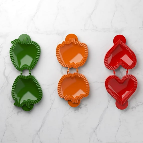 Yatlte Dough Presser Pie Molds, One-Click Fall Farm Pie Set, 3 Piece Fall Hand Pie Mold, Fall Apple Pumpkin and Acorn Shapes Mini Pocket Pie Maker