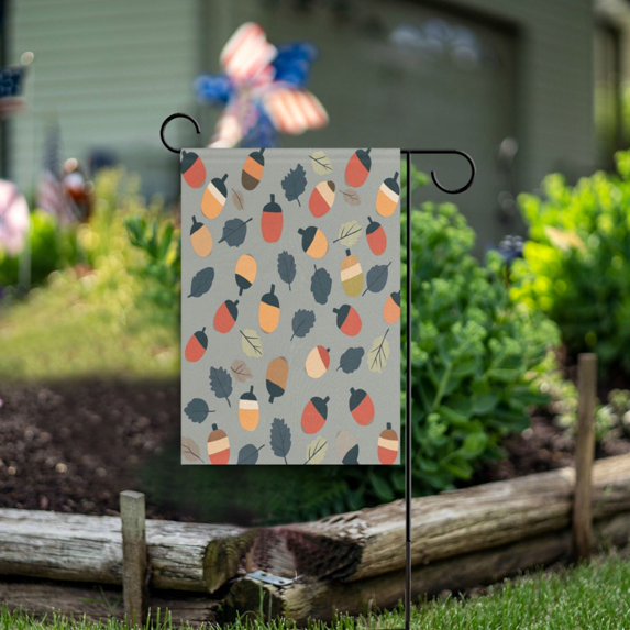 Yayeee Garden Flag 28" x 40" Double Sided Outdoor Yard Lawn Holiday Decorations, Gray Acorns Pattern