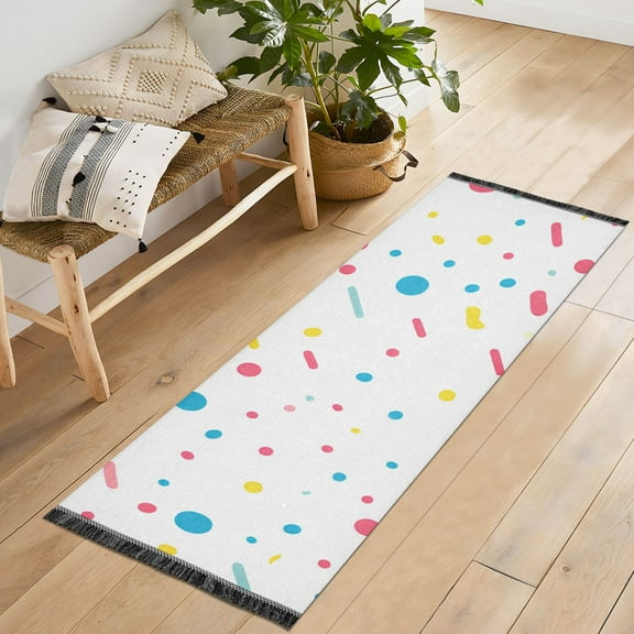 Yayeee Runner Rug for Bedroom 2'x6' Machine Washable Hallway Non Slip Mat, White Retro Pattern