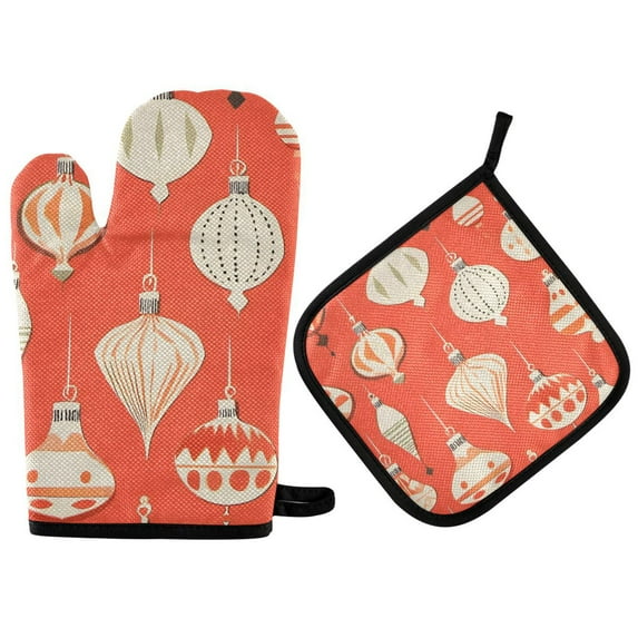 Yayeee Oven Mitts and Pot Holder Set of 2 Heat Resistant Kitchen Gloves Baking Hot Pad, Beige Christmas Ornaments Pattern