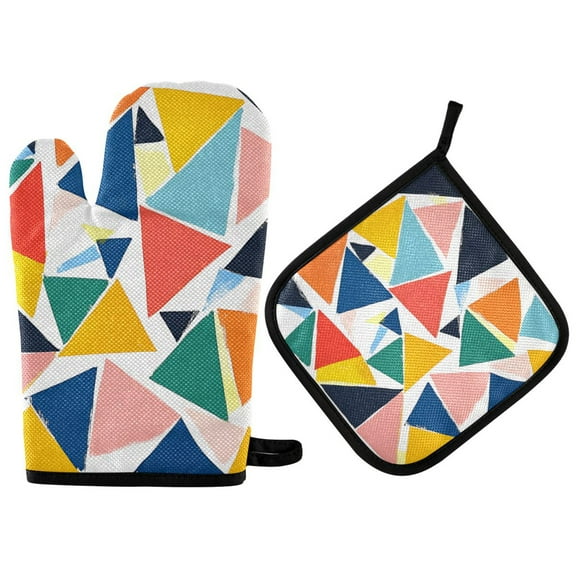 Yayeee Oven Mitts and Pot Holder Set of 2 Heat Resistant Kitchen Gloves Baking Hot Pad, Red Triangles