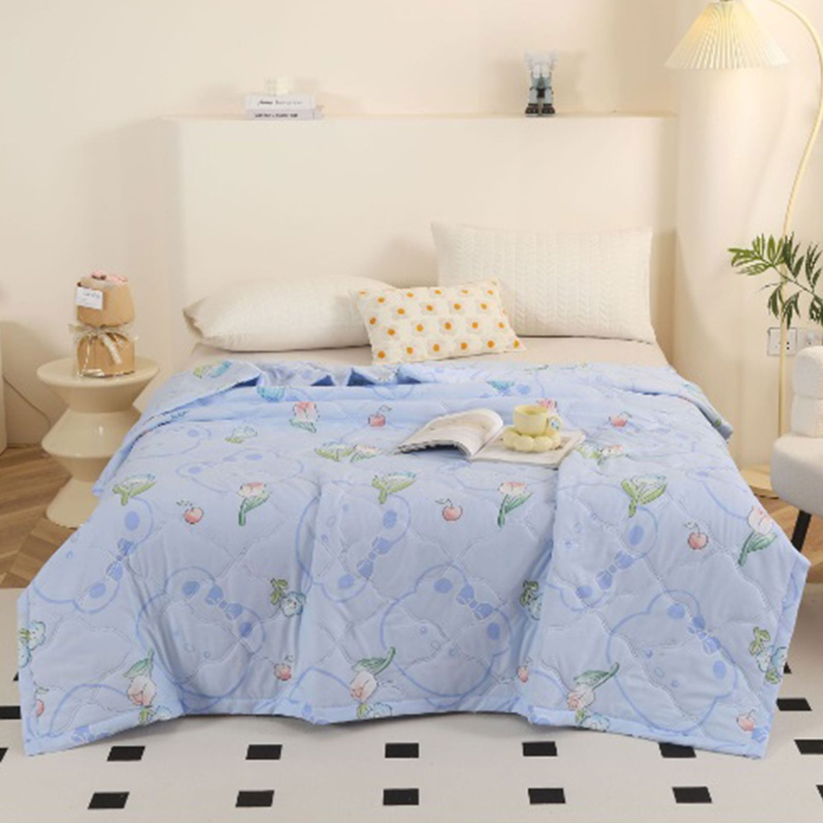 Yeetfub 2024 Soft Breathable Silk Smooth Lightweight Summer Comforter