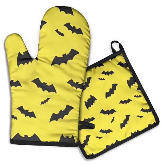 Yellow Halloween Bats Kitchen Oven Mitt and Pot Holder Sets 2 Pcs for Baking, Cooking and Grilling, Heat Resistant Up To 392 °F