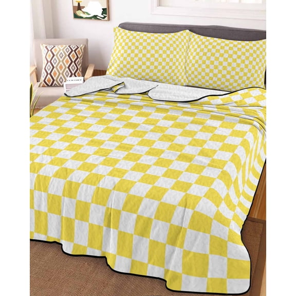 Yellow White Plaid King Size Down Alternative Comforter, Lightweight Comforter Quilt Bedding Set with Pillow Shams Modern Retro Geometric Checkered All Seasons Bed Comforter Duvet Insert 96"x106"