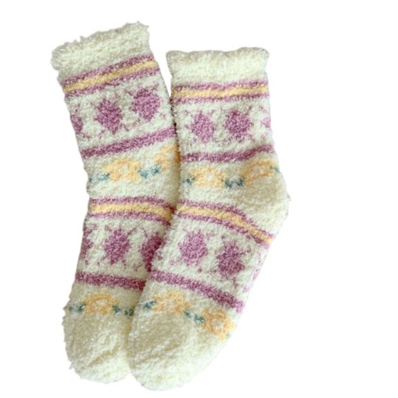 Yellow Womens Winter Socks With Mid Tube And Fleece For Warmth And Cold Protection In Stripe Design For Comfort