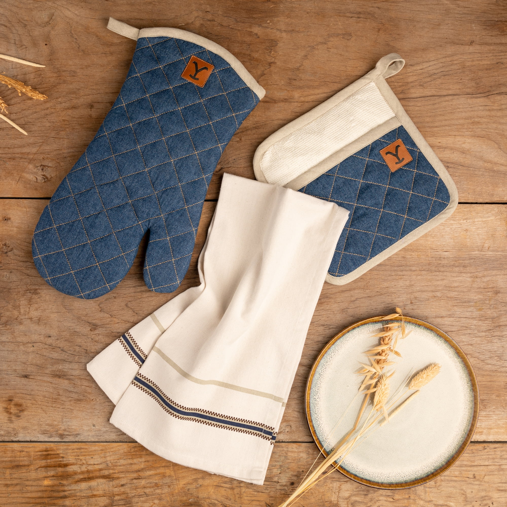 Yellowstone 3-Piece Oven Mitt, Pot Holder, & Tea Towel Kitchen Linen Set, Kayce Collection