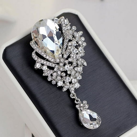 Yesbay Women Elegant Hollow Flower Shiny Rhinestones Brooch Pin Jewelry Xmas Gift,Brooch