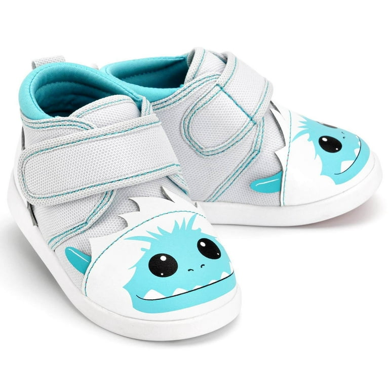 Baby squeaky hotsell shoes walmart
