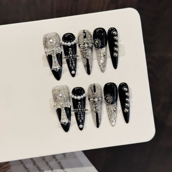 Yihe Original [Little Spider] Cross Bud Y2k Second Dimensional Spice Girl Dark Nail Art Handmade Nail Wear