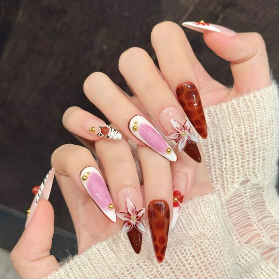 Yihe [Rouge Flower Language] Cherry smudged carved nail stickers, hand-worn nail pads, gentle whitening nail pads