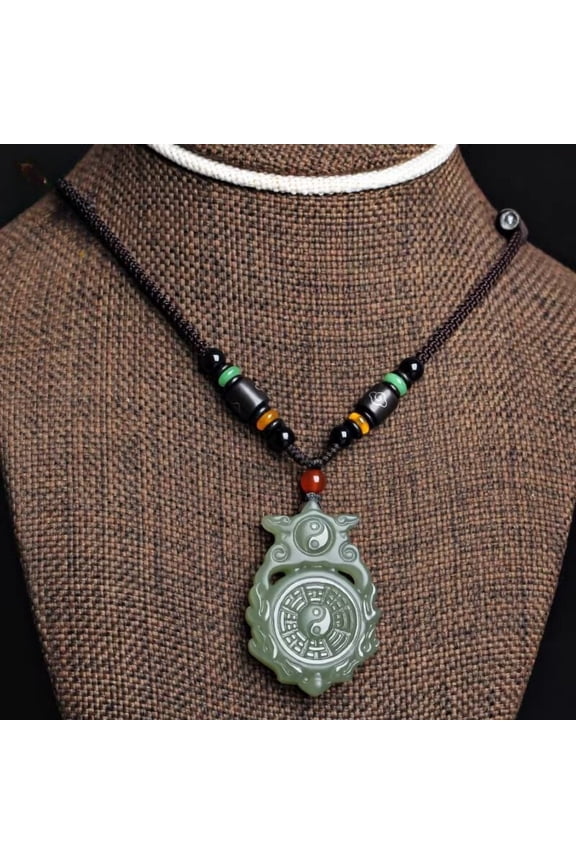 Yin Yang Tai Chi Pendant Bagua Necklace Taoist Gossip Amulet Feng Shui Energy Protection Symbolic Jewelry for Men Women