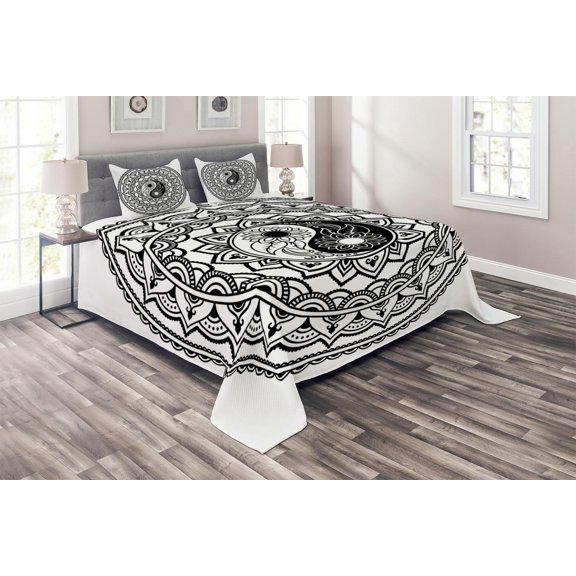 Ying Yang Coverlet Set Queen Size, Ornate Symbol with Lace Style Blossom Patterns Inspirational Far Eastern Print, Quilted 3 Piece Decor Bedspread Set with 2 Pillow Shams, Black White, by Ambesonne