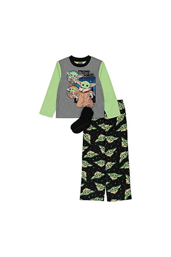 Yoda Strong with the Force 2pc Pajama Set with Socks (6)