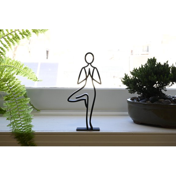 Yoga Tree Pose Decor, Minimalist Line Art for Yoga & Home Décor