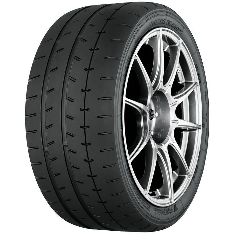 Yokohama Advan A052 UHP Summer 265/35R18 97Y XL Passenger Tire