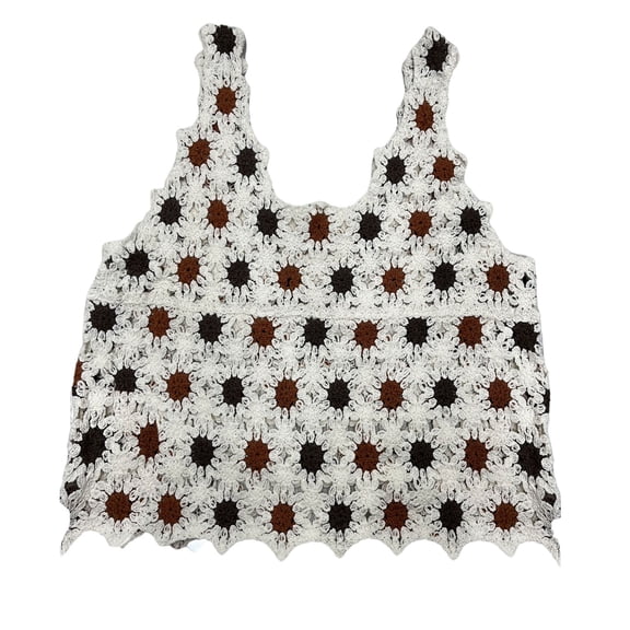 Yokua Women Spring Hollow Out Crochet Knit Crop for Tank Top Sweet Embroidery Daisy Floral Sleeveless Mini Sweater Vest Scoop Neck Camisole Beachwear