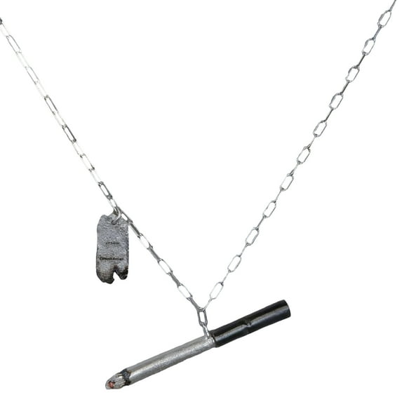 YongCo Cigarettes Pendant Necklace Sturdy Alloy Crafted for Unique Styles