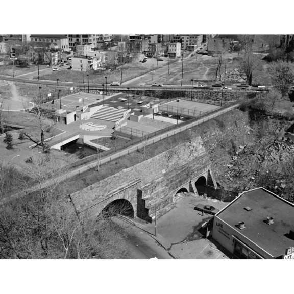 Yonkers History (24 x 18)