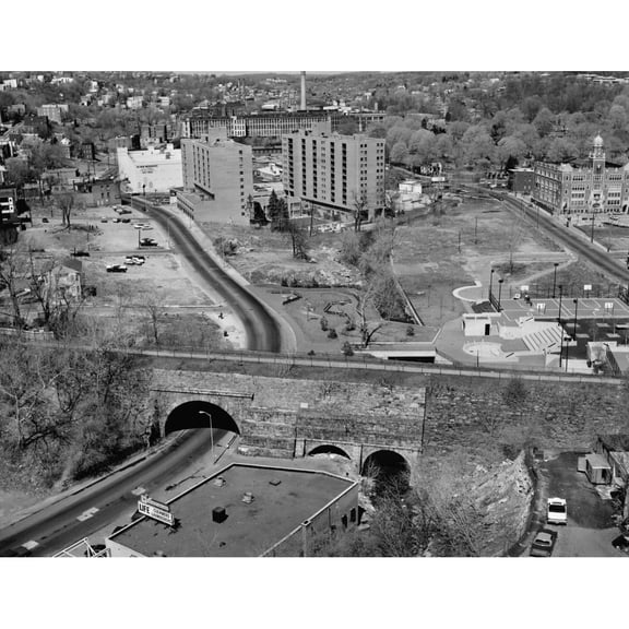 Yonkers History (24 x 18)
