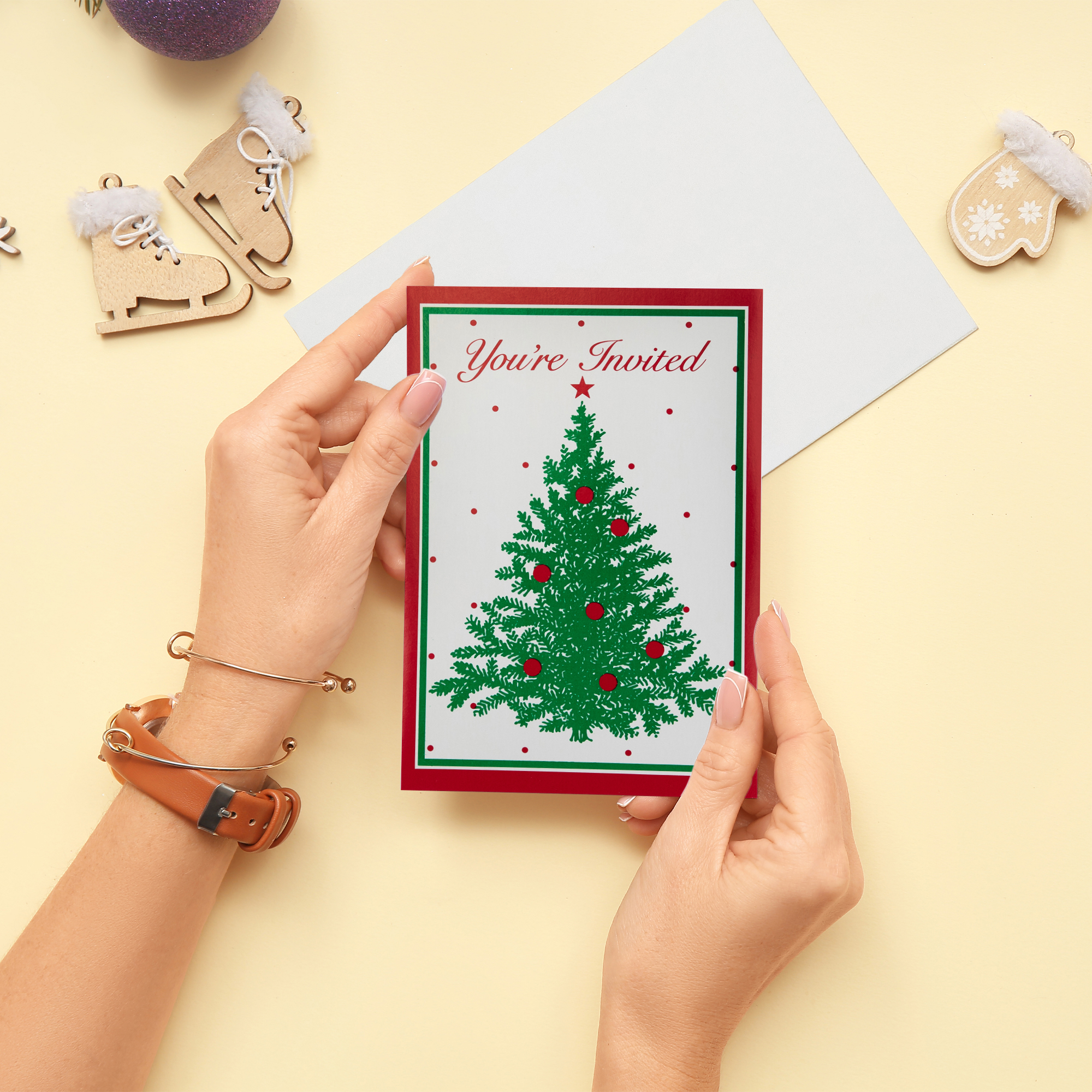 You're Invited Christmas Tree Invitations with Envelopes - Set of 40