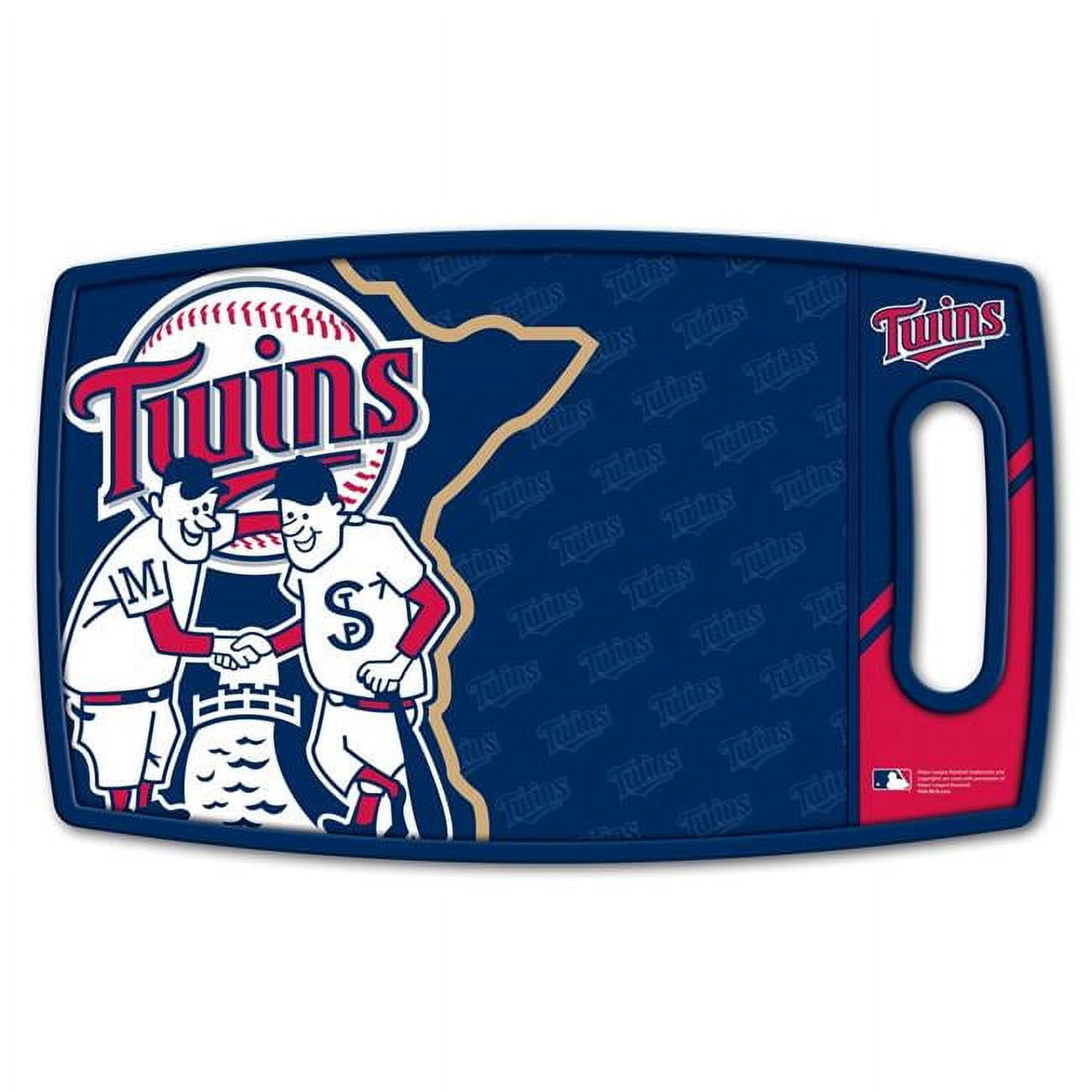 YouTheFan MLB Minnesota Twins Logo Series Cutting Board